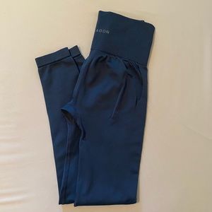 Paragon navy blue leggings